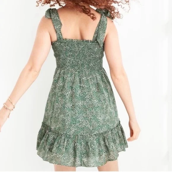 Sz L women Arie dress green  Floral Print Shirred Tie Shoulder Frill Trim Cami - Picture 2 of 6